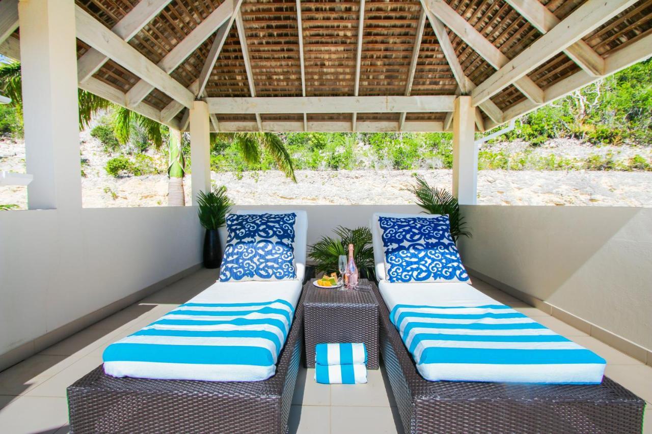 The Hideaway At Hughes Point Hotel Freetown Exterior photo