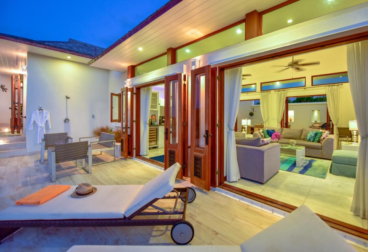 The Hideaway At Hughes Point Hotel Freetown Exterior photo